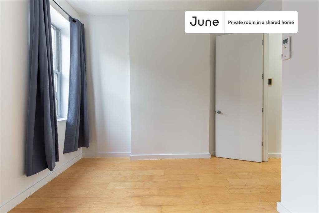 4 BR in New York City