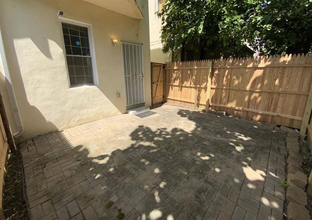 5 BR in Philadelphia