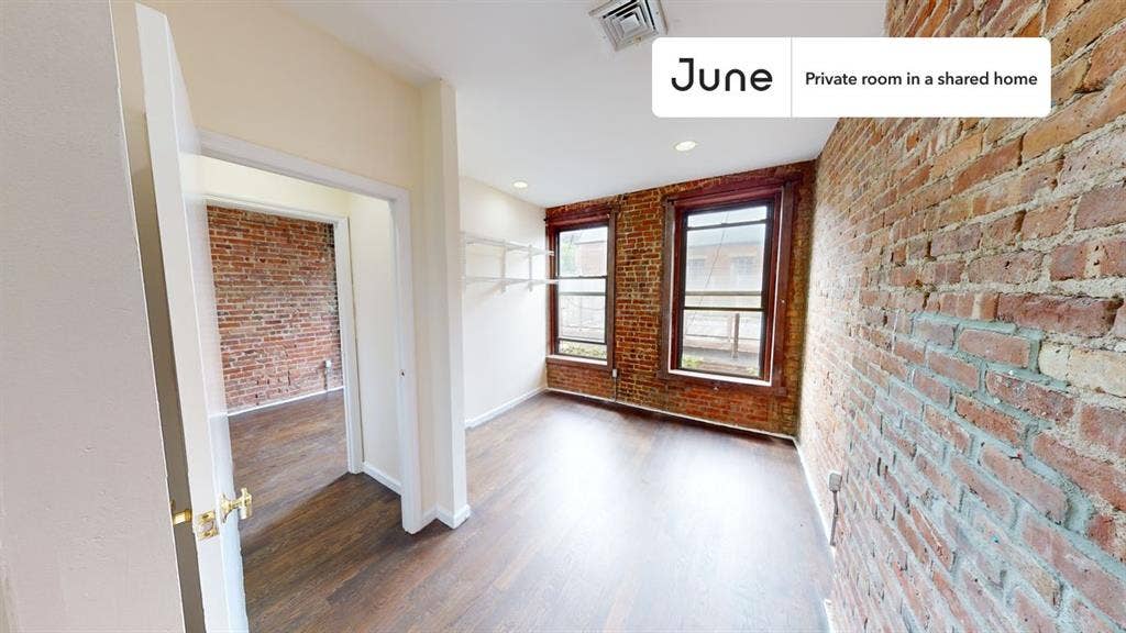 4 BR in New York City
