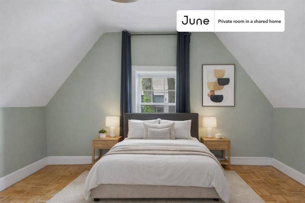 7 BR in Boston