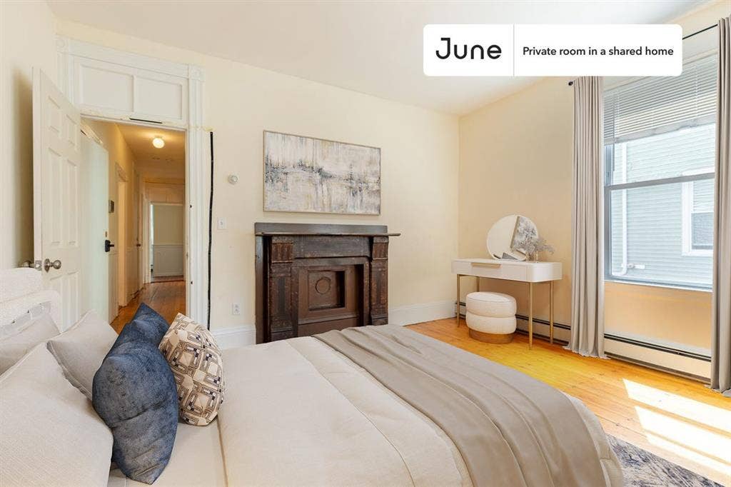 4 BR in Boston