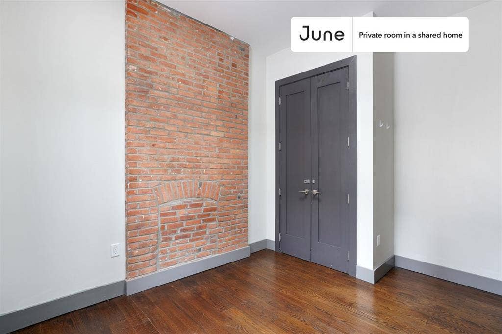 4 BR in New York City