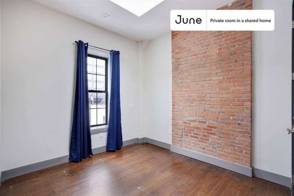4 BR in New York City