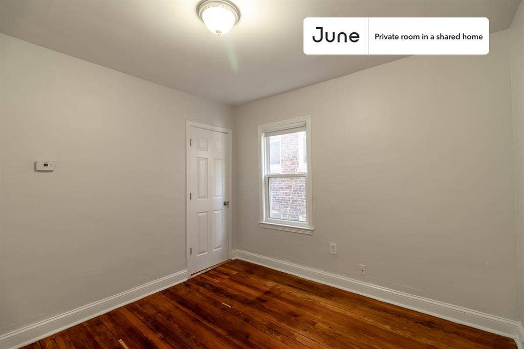 4 BR in Boston