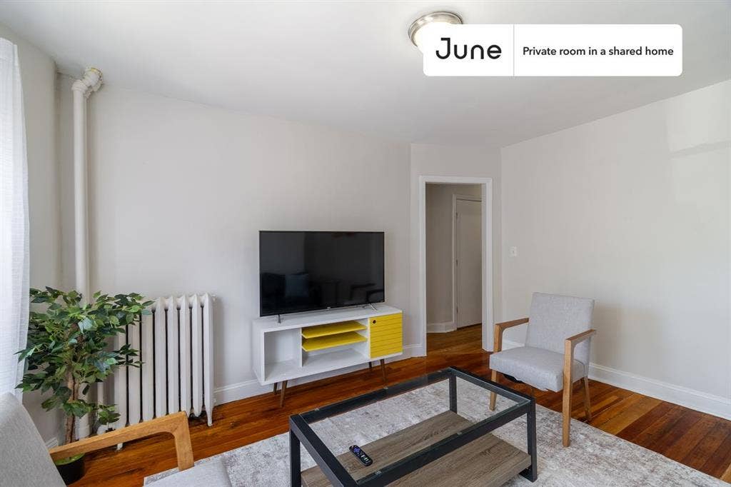 4 BR in Boston