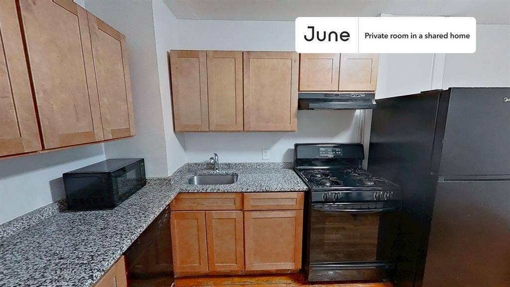 4 BR in Boston