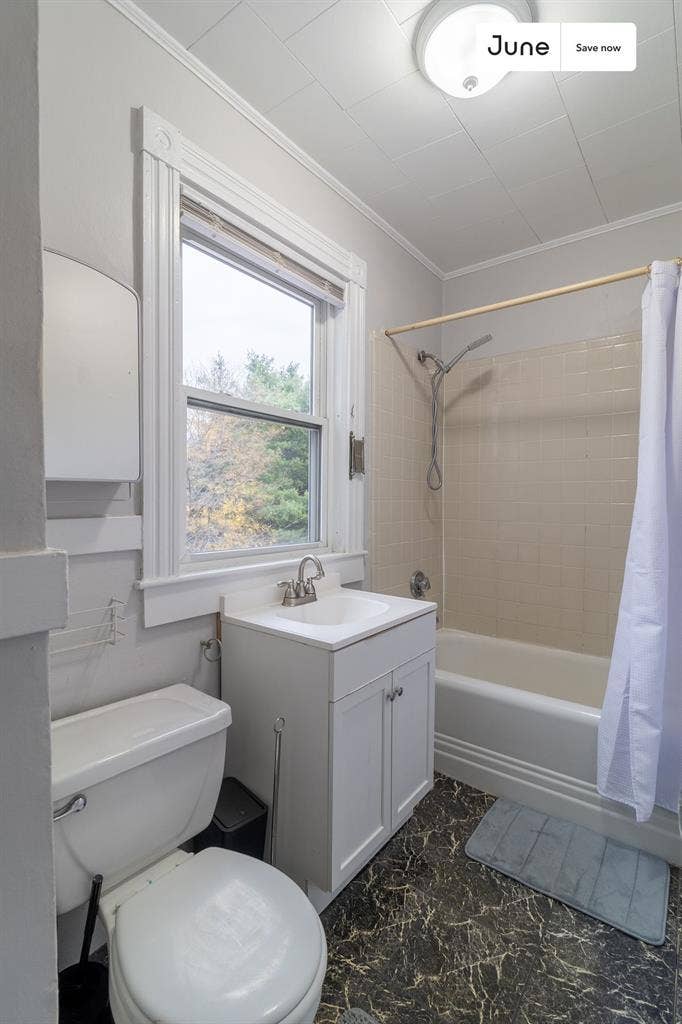 4 BR in Boston