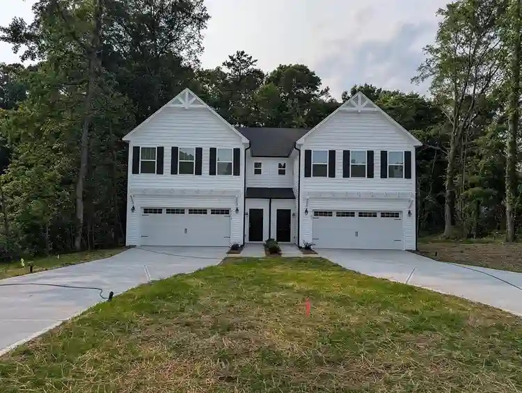 5 BR in Charlotte