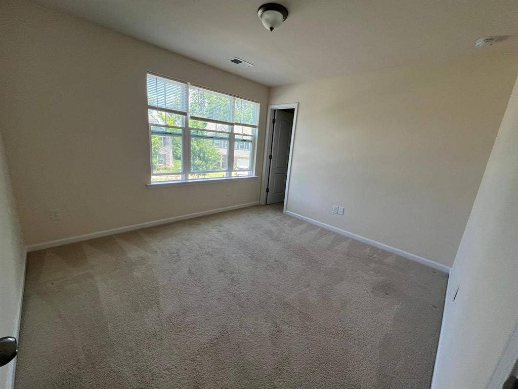 5 BR in Charlotte