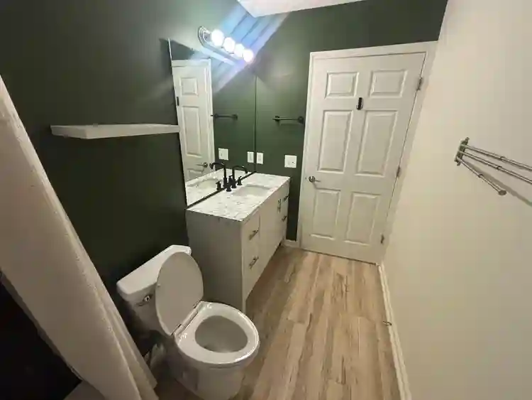 3 BR in Raleigh