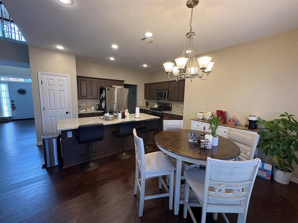 4 BR in Stone Mountain