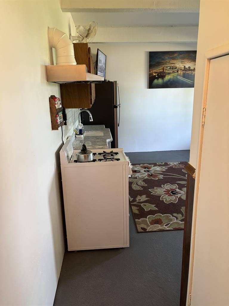 Room for Rent!!