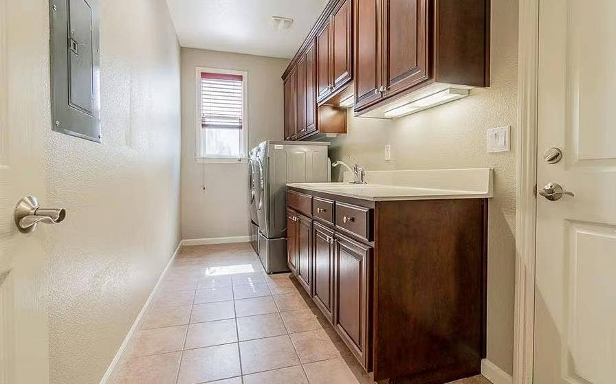 Private Furnished Room, Quiet Home