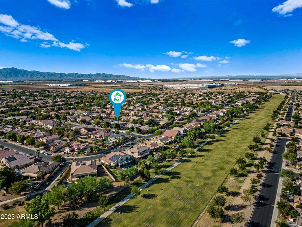 Fully-Furn.King/Lg.House/SafeNbrhd