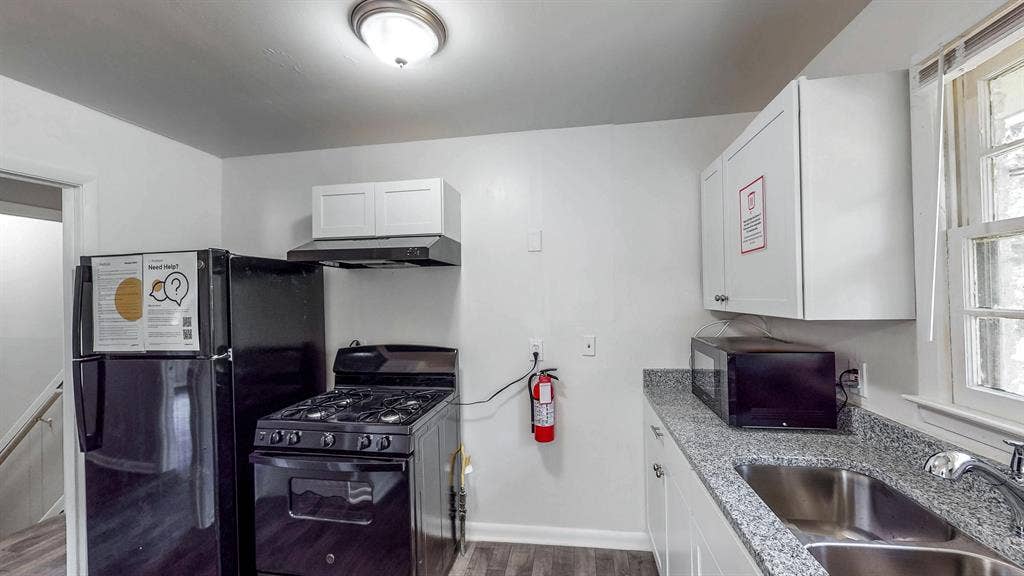 6 BR in Atlanta