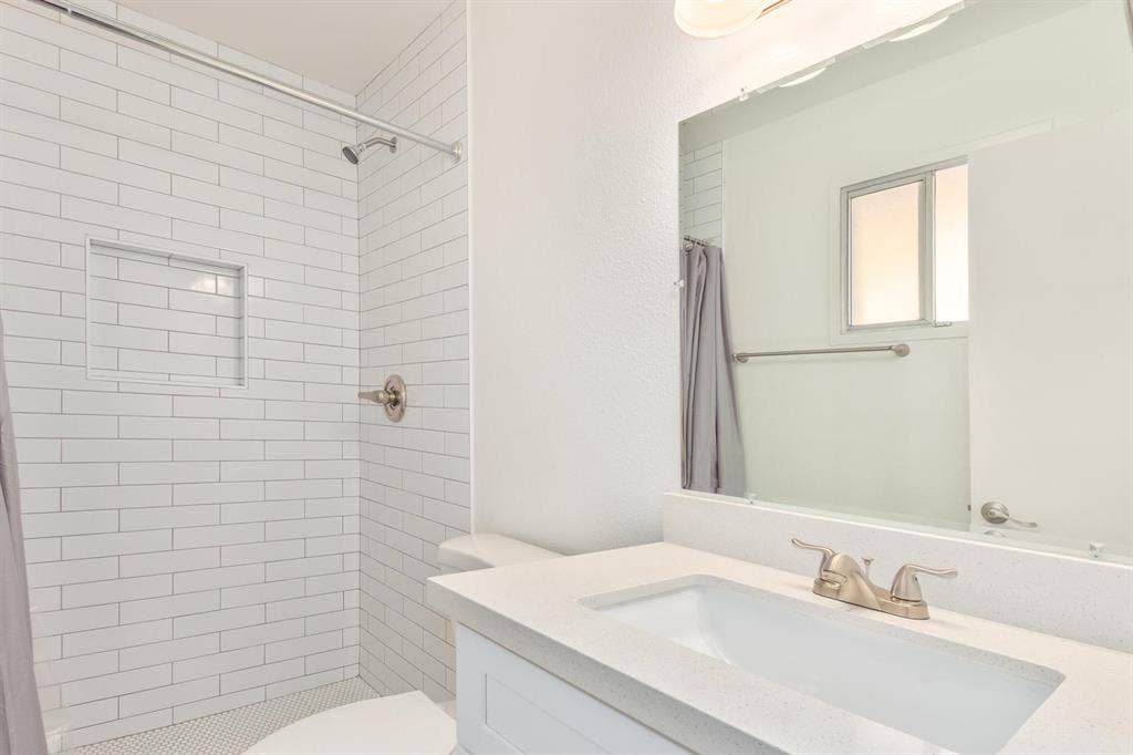 6 BR in Phoenix