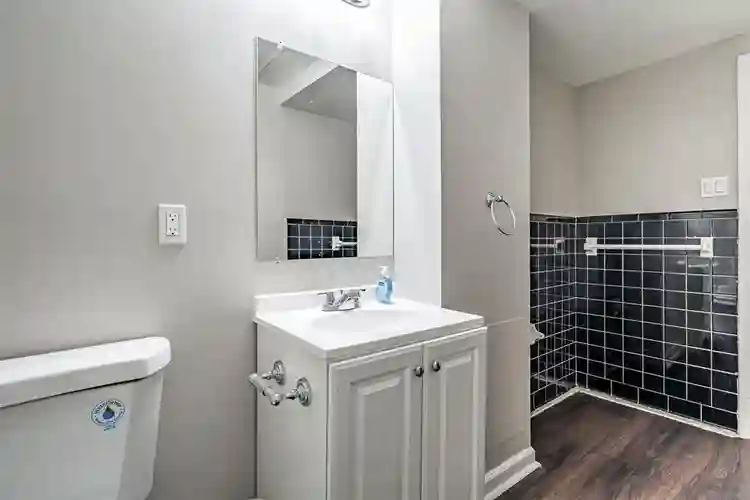 7 BR in Jonesboro