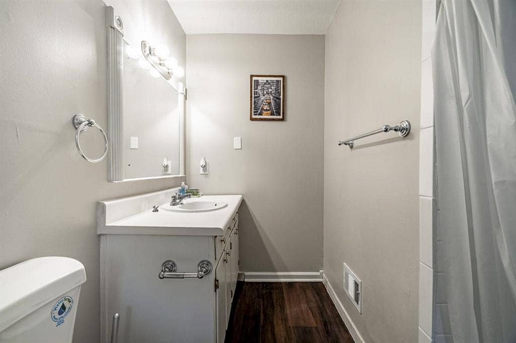 7 BR in Jonesboro