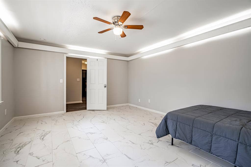 7 BR in Jonesboro