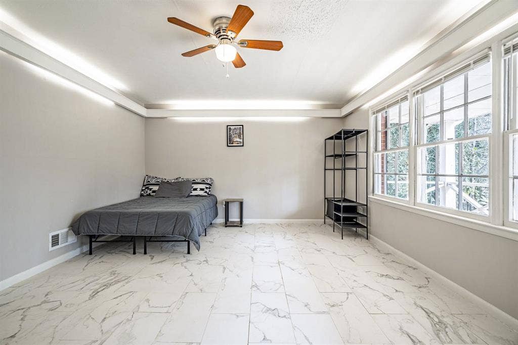 7 BR in Jonesboro