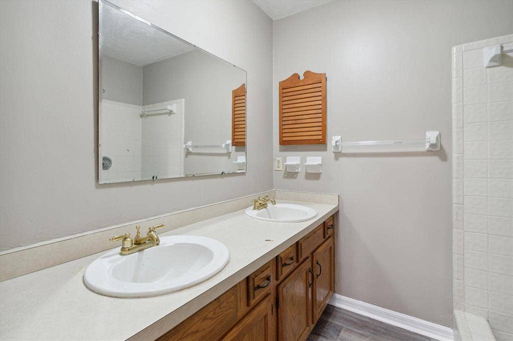 3 BR in Gainesville