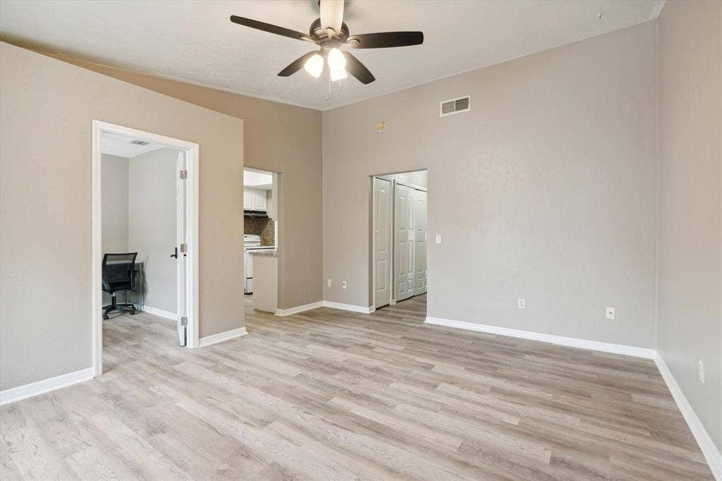 3 BR in Gainesville