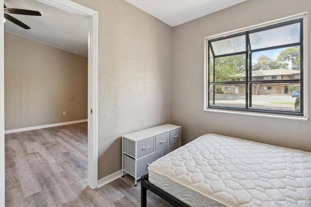3 BR in Gainesville