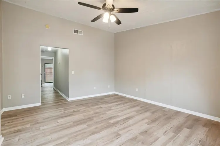 3 BR in Gainesville