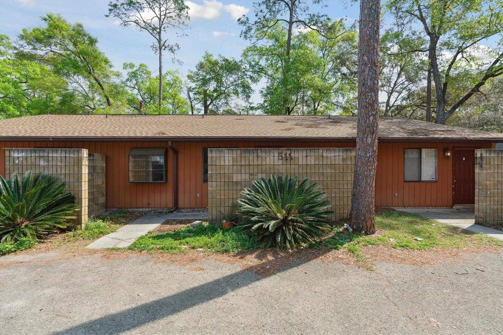 3 BR in Gainesville