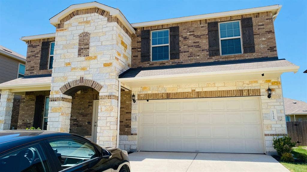 5 BR in Austin