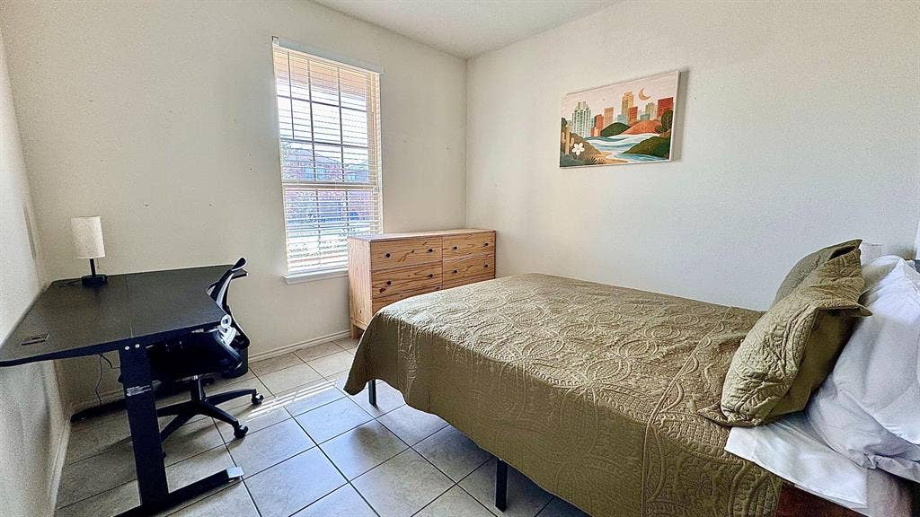 5 BR in Austin