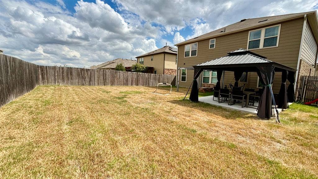 5 BR in Austin