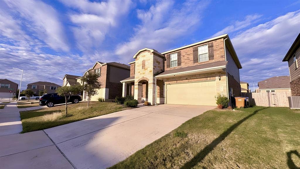 5 BR in Austin