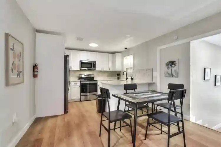 6 BR in Venice