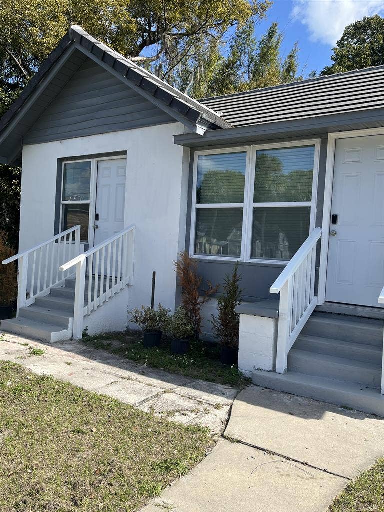 4 BR in Orange City