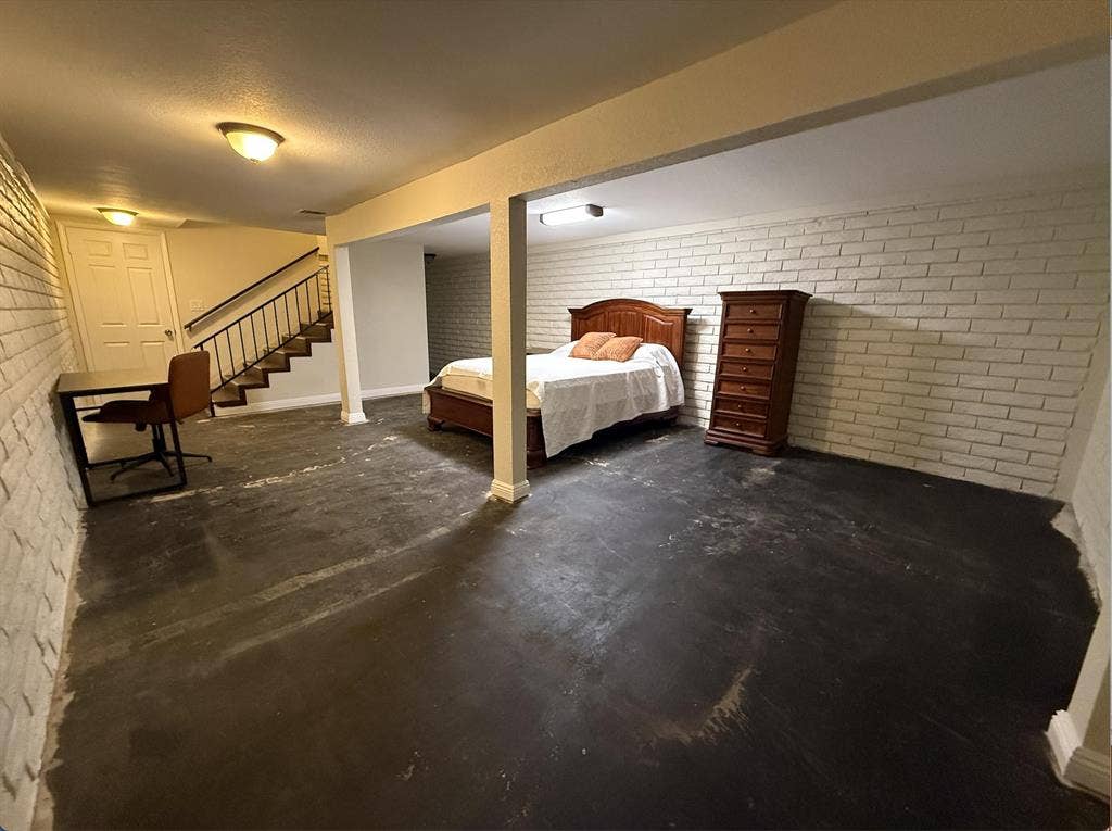 6 BR in Las Vegas