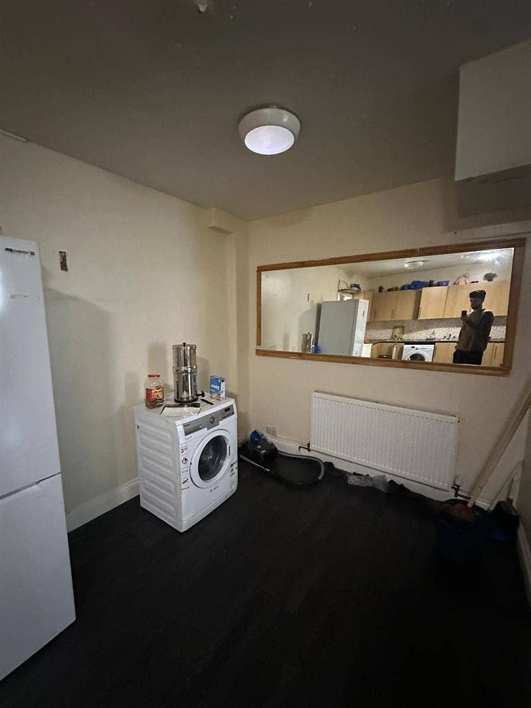 Property Available | Manor Park