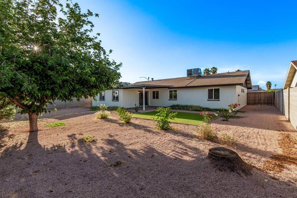 7 BR in Mesa