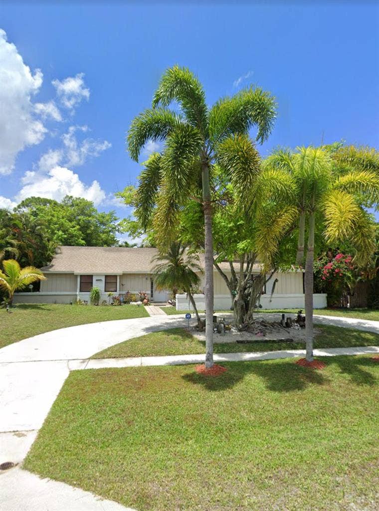 5 BR in Royal Palm Beach