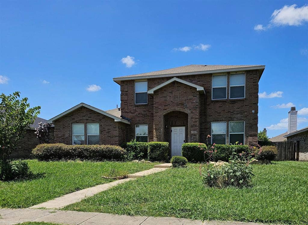 7 BR in Lancaster