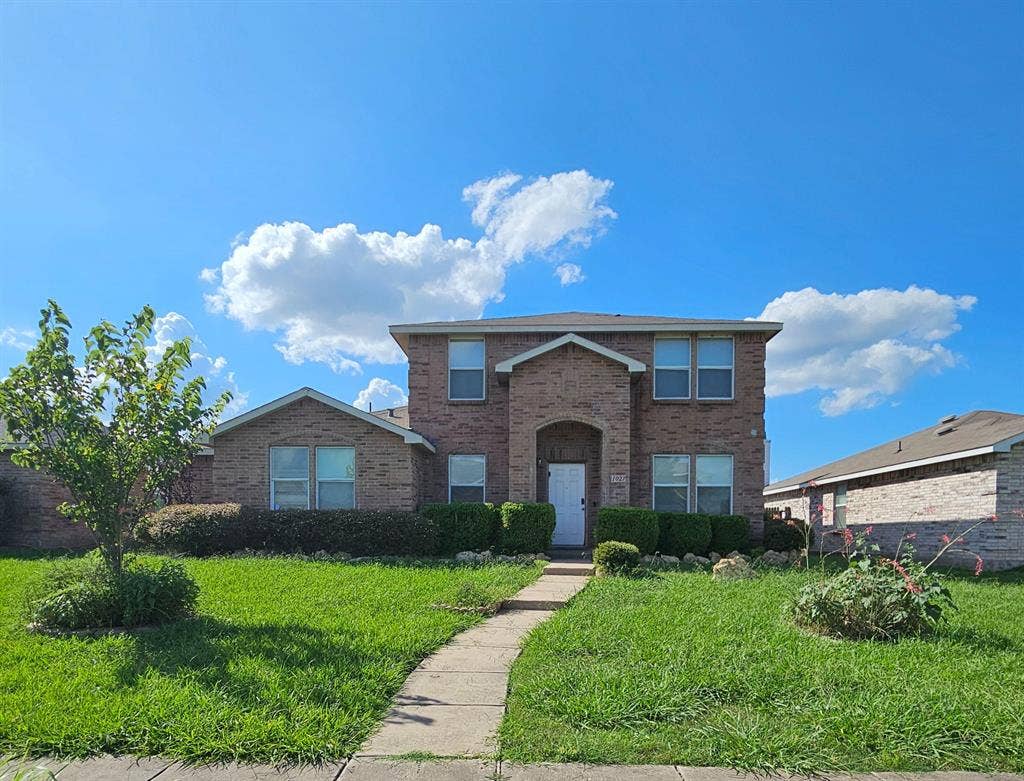 7 BR in Lancaster