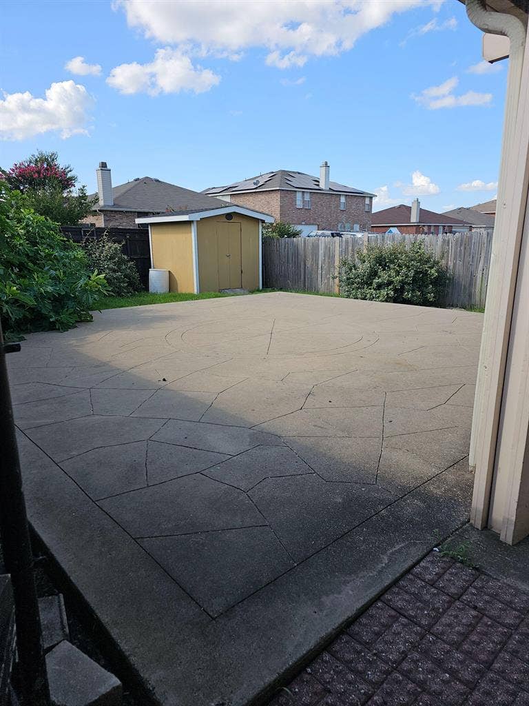 7 BR in Lancaster