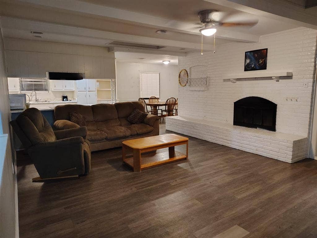 4 BR in Fort Worth