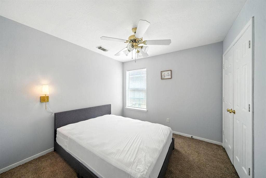 5 BR in Houston