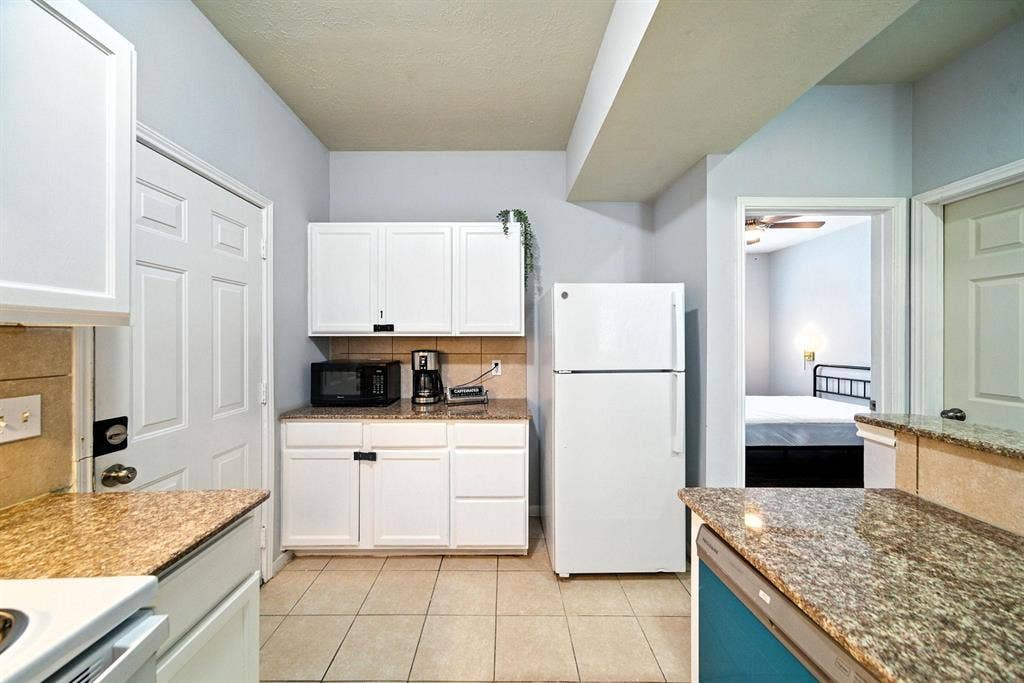 5 BR in Houston