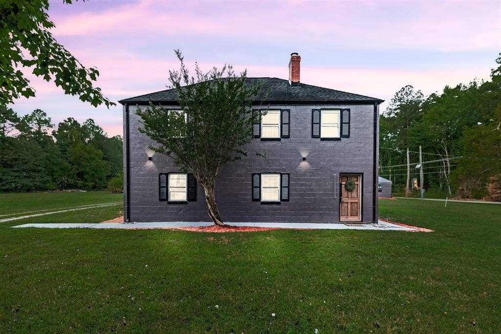 5 BR in Richmond