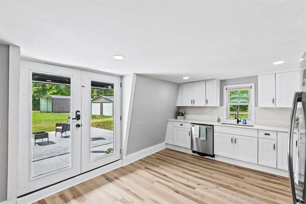 5 BR in Richmond