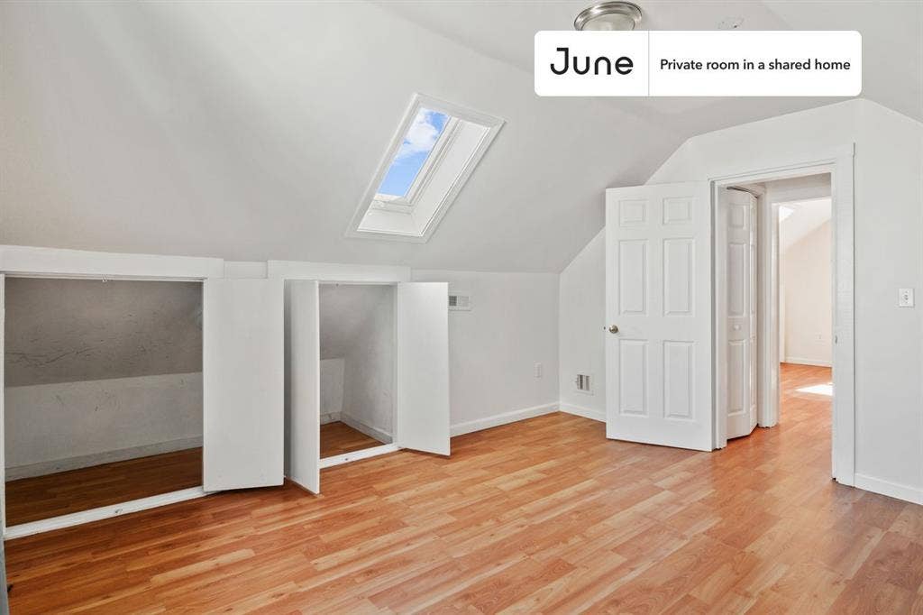 6 BR in Boston