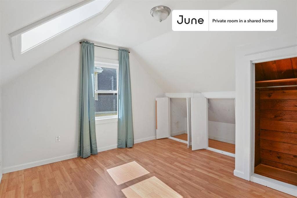 6 BR in Boston