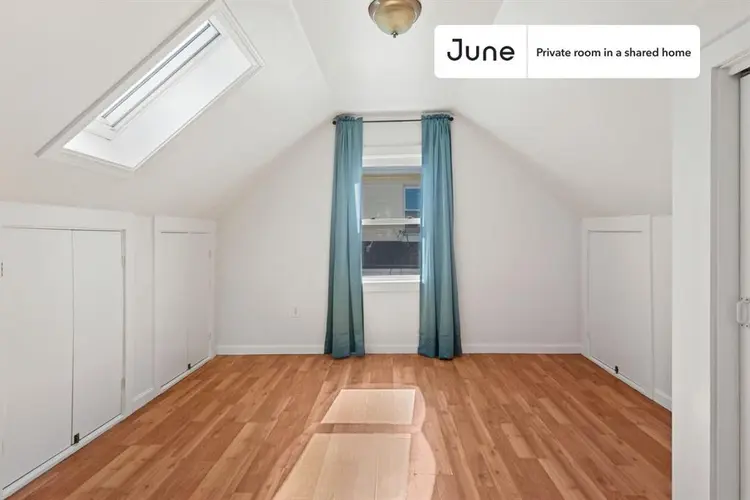 6 BR in Boston
